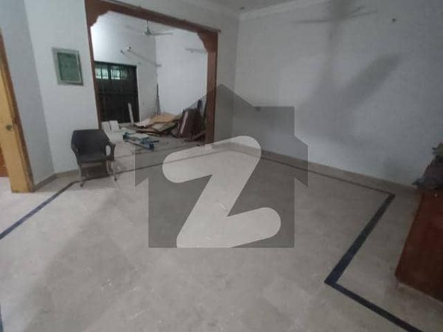 Iqbal Town 10 Marla Lower Marbled Vip Portion At Raza Block
