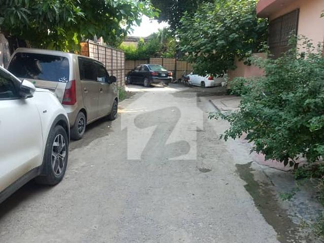 Iqbal Town 10 Marla Plot At Nishter Block
