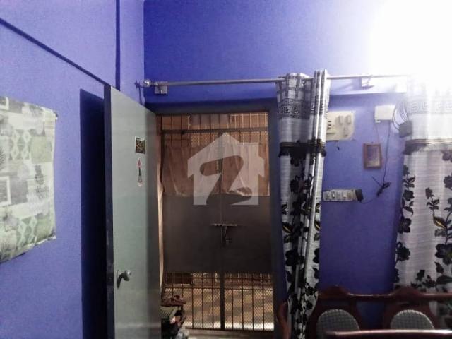 Iqra complex block no17 phase 2 gulistan e jauhar karachi flat for sale