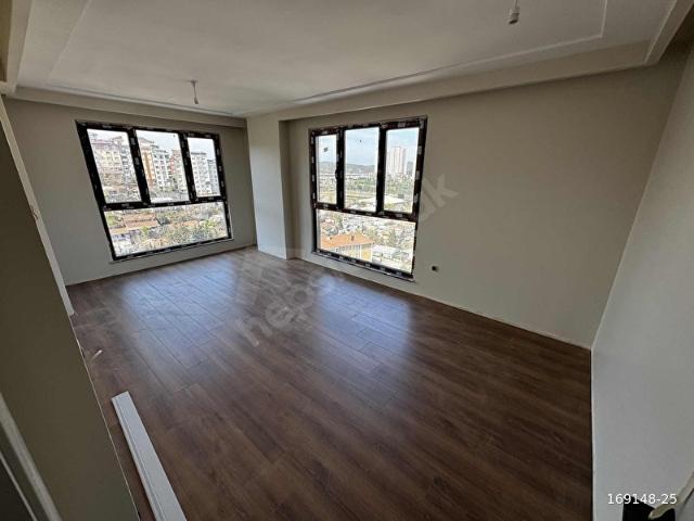 ÇIRÇIR METRO 6 DK SIFIR SİTE YERDEN ISIMTA+K.OTOPARK 2+1 5.KAT