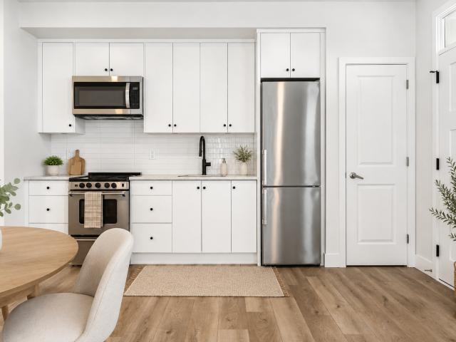 Iron Horse Home IRONHORSE ROWHOUSE 221B IH221B Suite [object Promise] for Rent