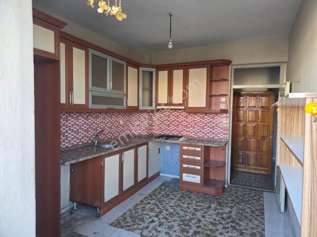 Şirin Evler Mahallesinde 3+1 Kiralık Dairesi