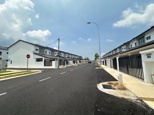 Iringan Bayu Double Storey House Seremban Mambau NICE PRICE