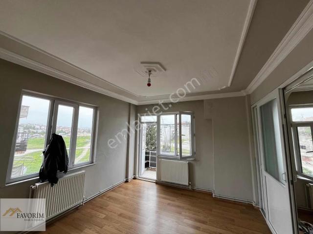 Şirinevler Sitesinde Doğalgazlı 2+1