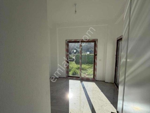 Şirinköyde Satılık Doğa Manzaralı Villa