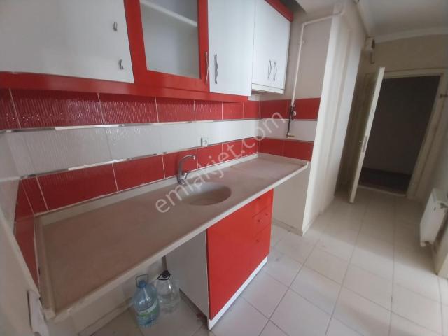 Şirintepe Mah. Örme Sok. Üniversite Yakını Kiralık 1+1 Daire