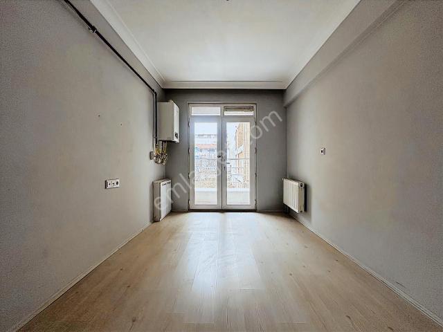Şirintepe Mh. Ülkümen Sokak'ta 1+1 Kiralık Daire