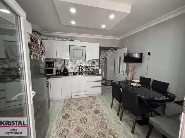 Şirintepe'de Özel Garajlı 2+1 Asansörlü Ara Kat Satılık Daire
