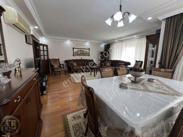Şirinyalıda Masrafsız 4+1 Geniş Daire
