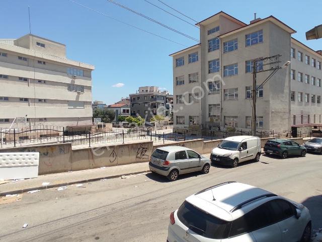 Şirinyer V.rahmi Bey İ.ö.o. Karşısı 3+1 Ebv. Banyolu Geniş Daire