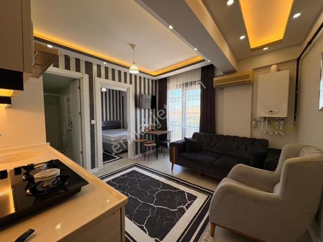Şirinyerizban 5dk Asansörlü Arakat Kiracısız Doğalgazl Lüx Daire