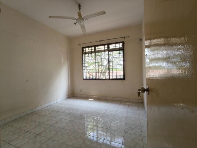 Iris Apartment Taman Desa Abadi Indah Kuala Lumpur
