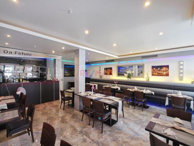 Italienisches Restaurant in Top Lage – Direkt neben Hotel | Voll ausgestattet | Sofort verfügbar!