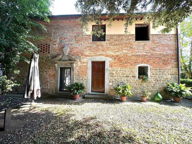 Itpv2949 In posizione tranquilla e riservata, proponiamo e. 250m² Empoli
