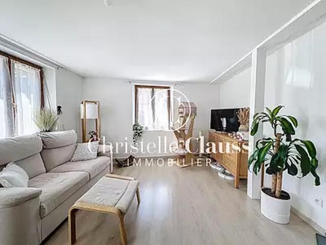 Ittenheim 67117 Achat / Vente appartement 3 pièces t3 au dernier étage cave