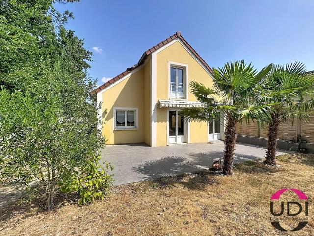 ITTEVILLE MAISON EN BON ETAT GENERAL DE 168 M² HABITABLES SUR TERRAIN DE 622 M²