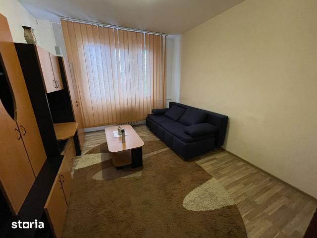iulius Town 1camera,Mobilat,Utilat 200 euro