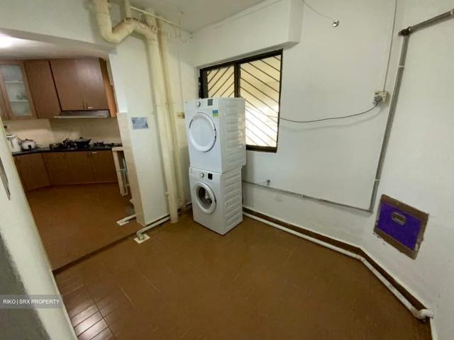 Ivory Heights D22, Condominium