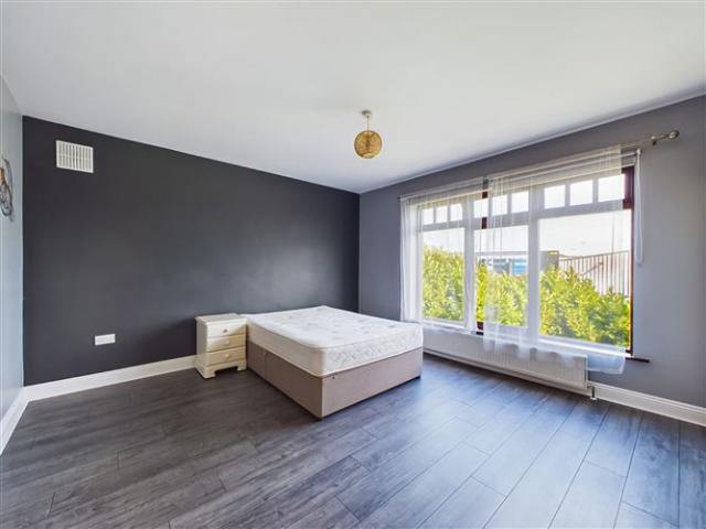 Ivory House, 99 Tramore Road, Waterford City, Co. Waterford DNG Reid & Coppinger 4907 MyHome. Ie Residential