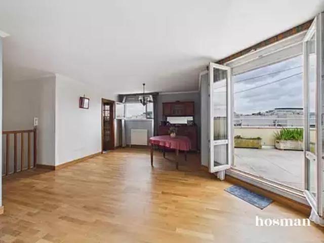Ivry sur Seine 94200 Achat / Vente appartement 4 pièces t4 au dernier étage terrasse