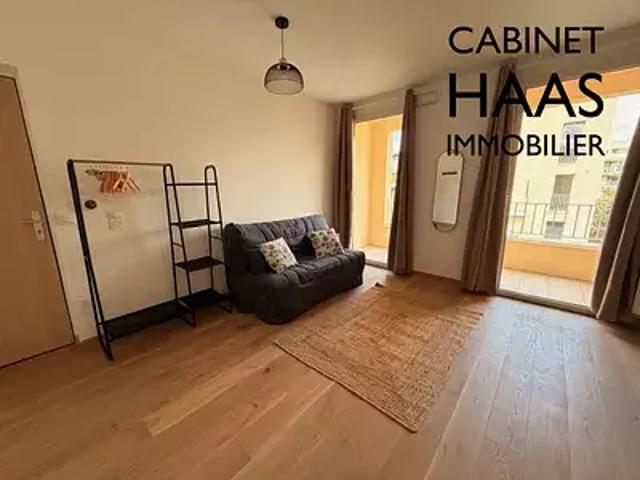 Ivry sur Seine 94200 Location appartement 1 pièce t1 au dernier étage
