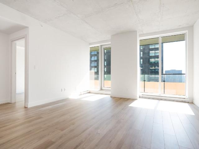 IVY Montreal Studio Apartment for Rent at 360 Av Du Président Kennedy, Montréal, QC H3A 0H8 Quartier Ville Marie