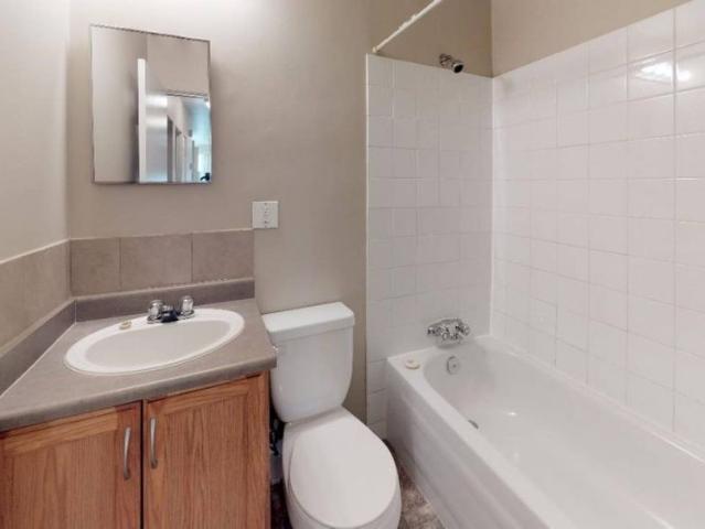 Ivy Manor Apartment Rentals