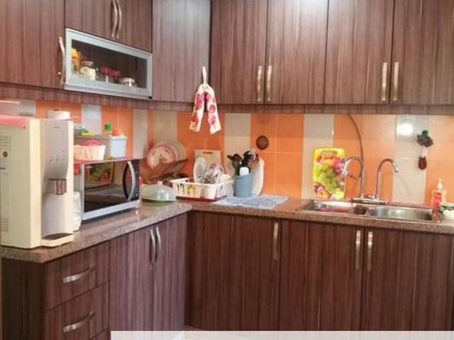 Ixora Apartment