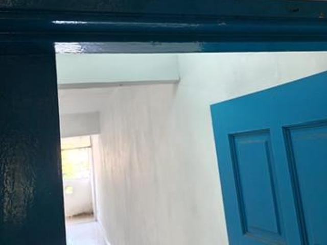 Ixora Apartment Jalan Tun Razak Level 2 For Sale