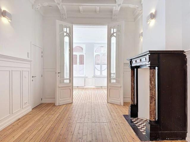 Ixelles 5 bedroom duplex