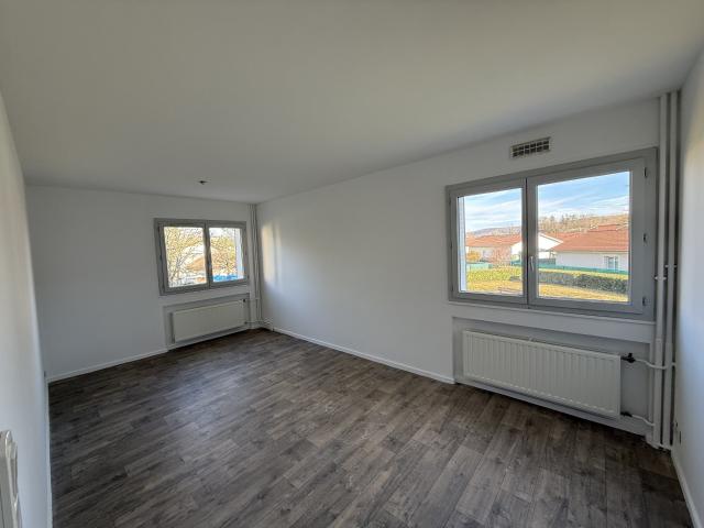 Izernore Location Appartement 01