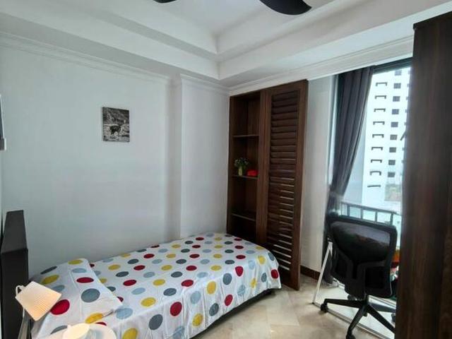 J C Draycott D10, Apartment