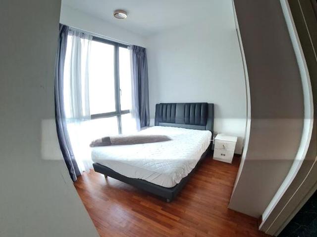 J Gateway D22, Condominium