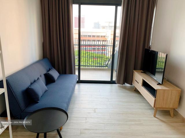 J Gateway D22, Condominium