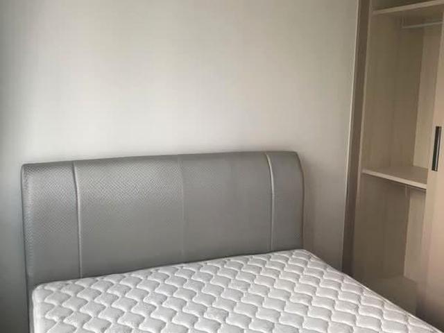 J Gateway D22, Condominium