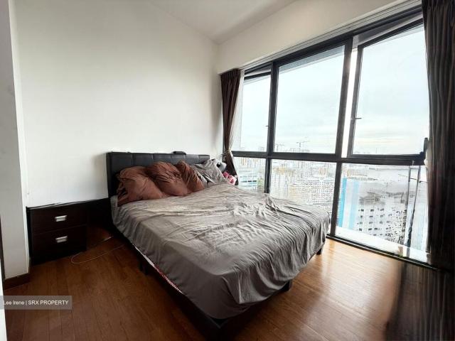 J Gateway D22, Condominium