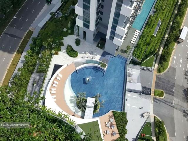 J Gateway D22, Condominium