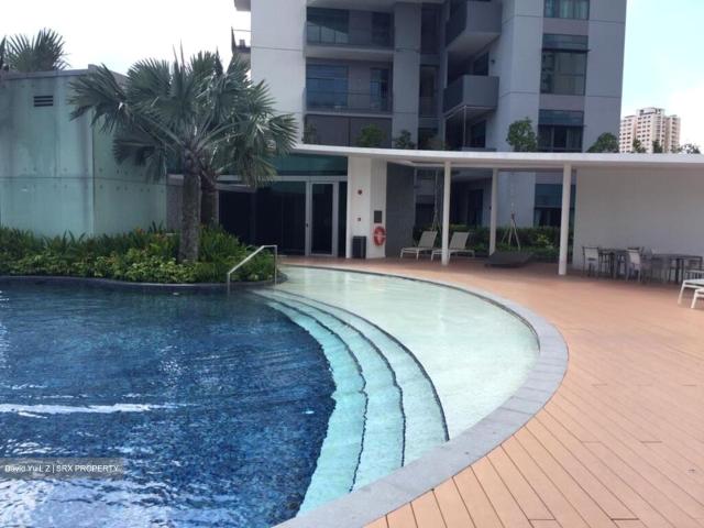 J Gateway D22, Condominium