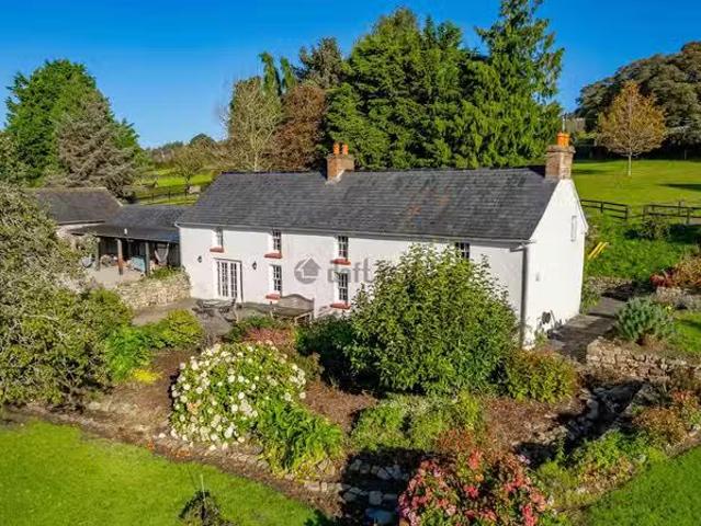 Jamestown, Piltown, Co. Kilkenny is for rent