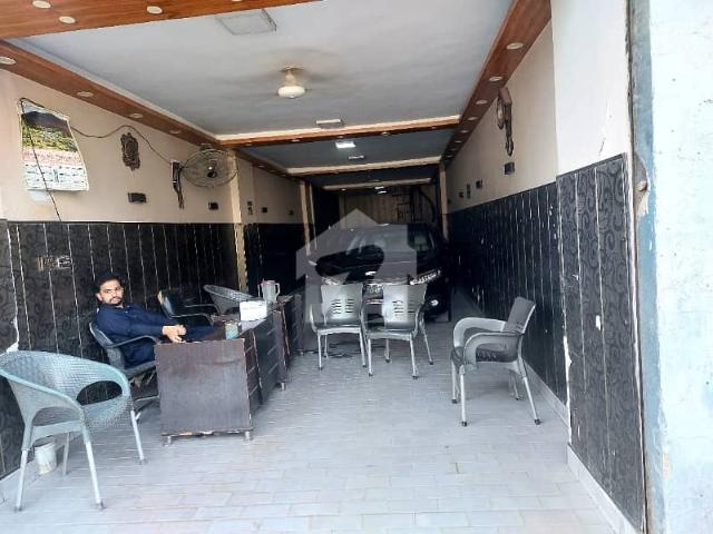 Jamshed road showroom for sale with maze nine