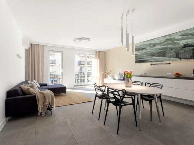Jana Henryka Dąbrowskiego 83,62 m², Poznań