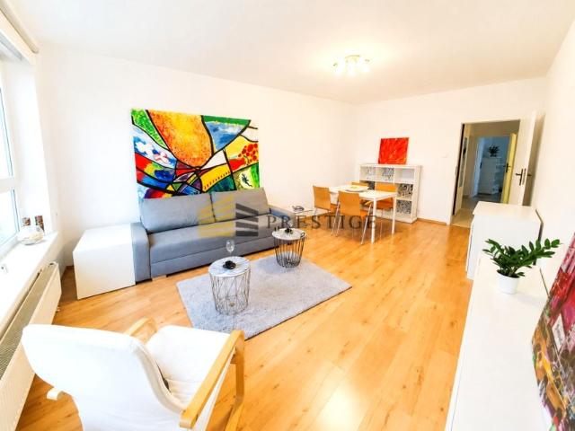 Jana Pawła Woronicza 90 m², Warszawa