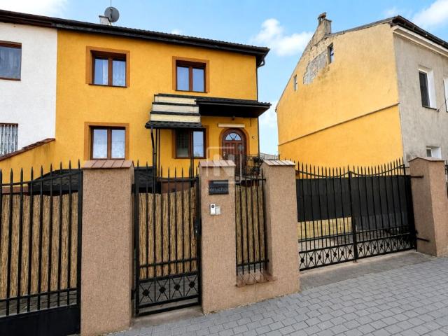 Jana Skrzyneckiego 330 m², Warszawa