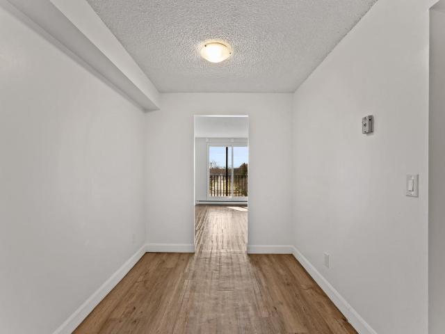 Janisse Tower Apartments 1 Bedroom Apartment for Rent at 6600 Wyandotte St E, Windsor, ON N8S 4P7 Riverside