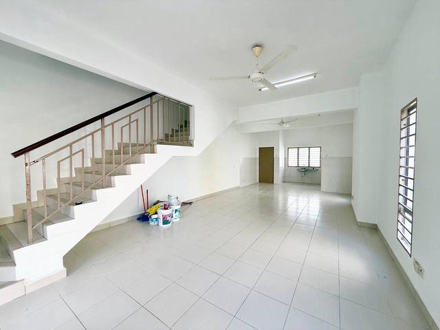 JACKPOT 2 Storey Terrace House Semenyih
