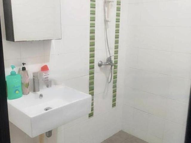 Jade Spring @ Yishun. HDB 4 Rooms