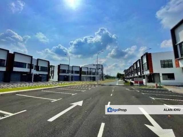 Jade Square 2 @ Jade Hill