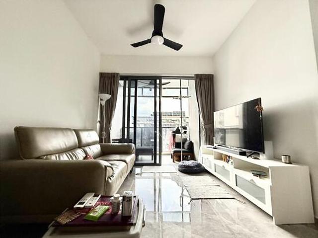 JadeScape Condominium For Sale, $1,850,000, 2 Bed 2 Bath 764 sqft $2,421.00 psf