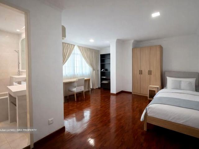 Jalan Tani D19, Semi