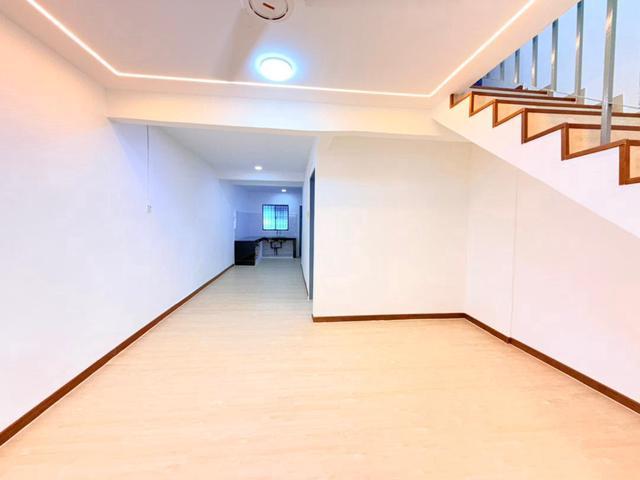 Jalan Tembikai Kota Masai Double Storey Low Cost Full Loan